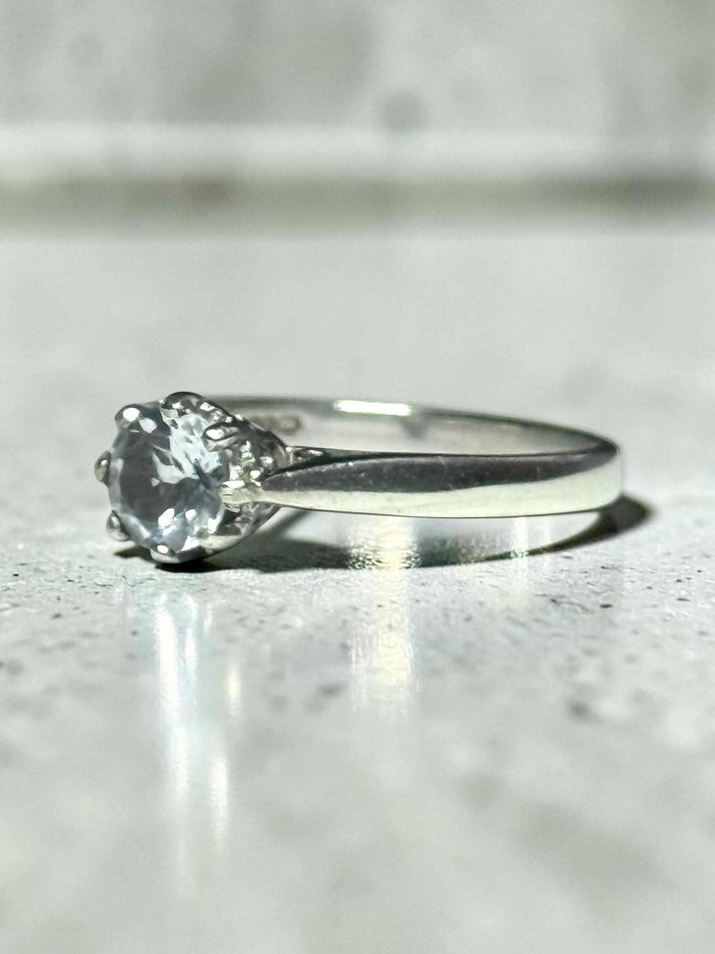Vintage 0.66ct Aquamarine Solitaire 9k White Gold Ring Size M 1/2