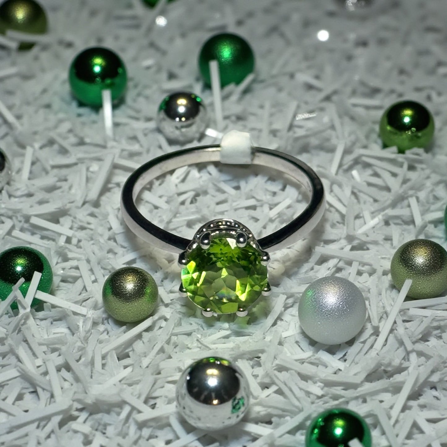 New Peridot Solitaire Silver Ring Size S - CSC
