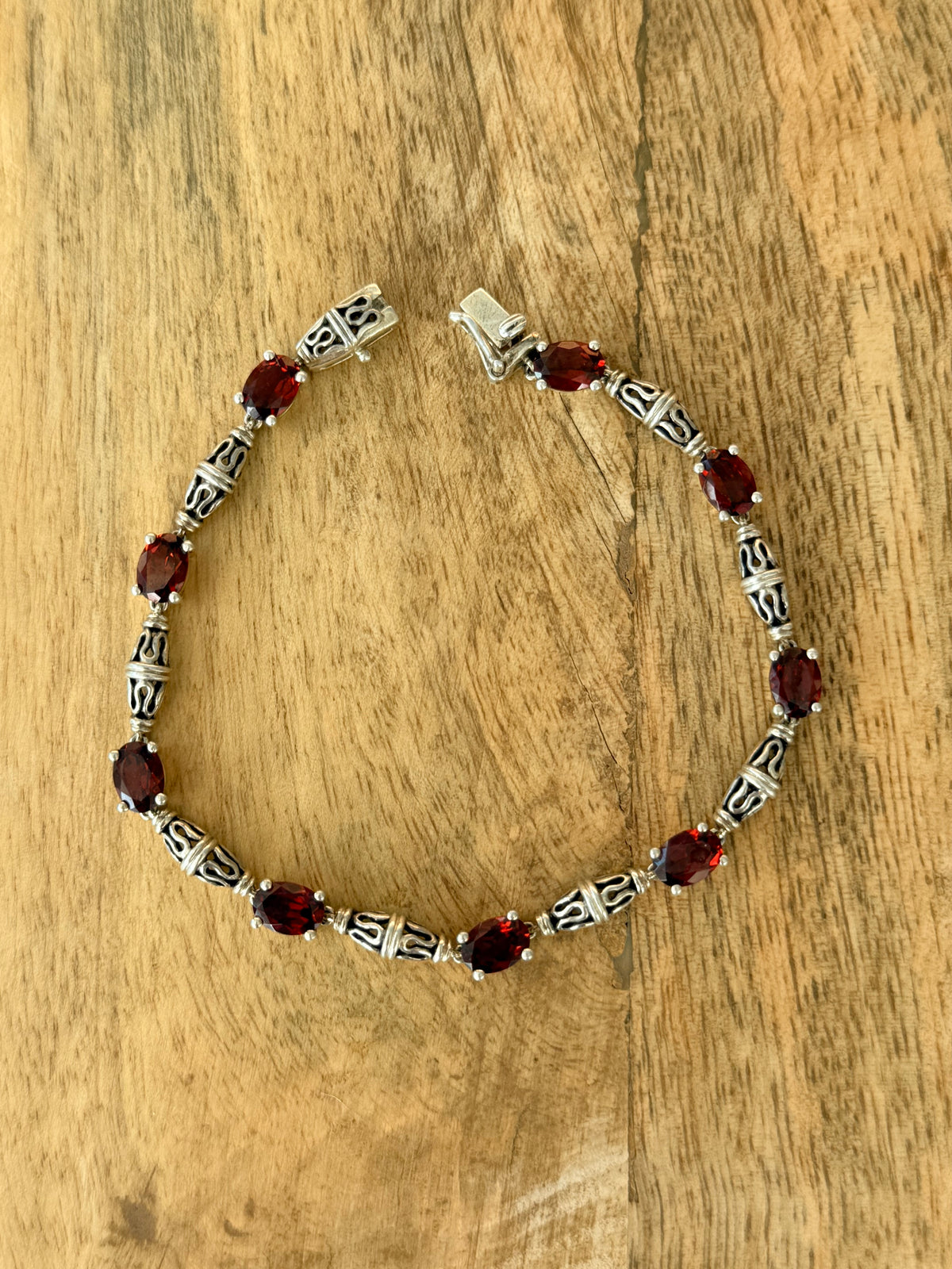 Millennial Tennis Style  925 Silver 5.5ct Garnet Bracelet Size 7 1/2" Hallmarked