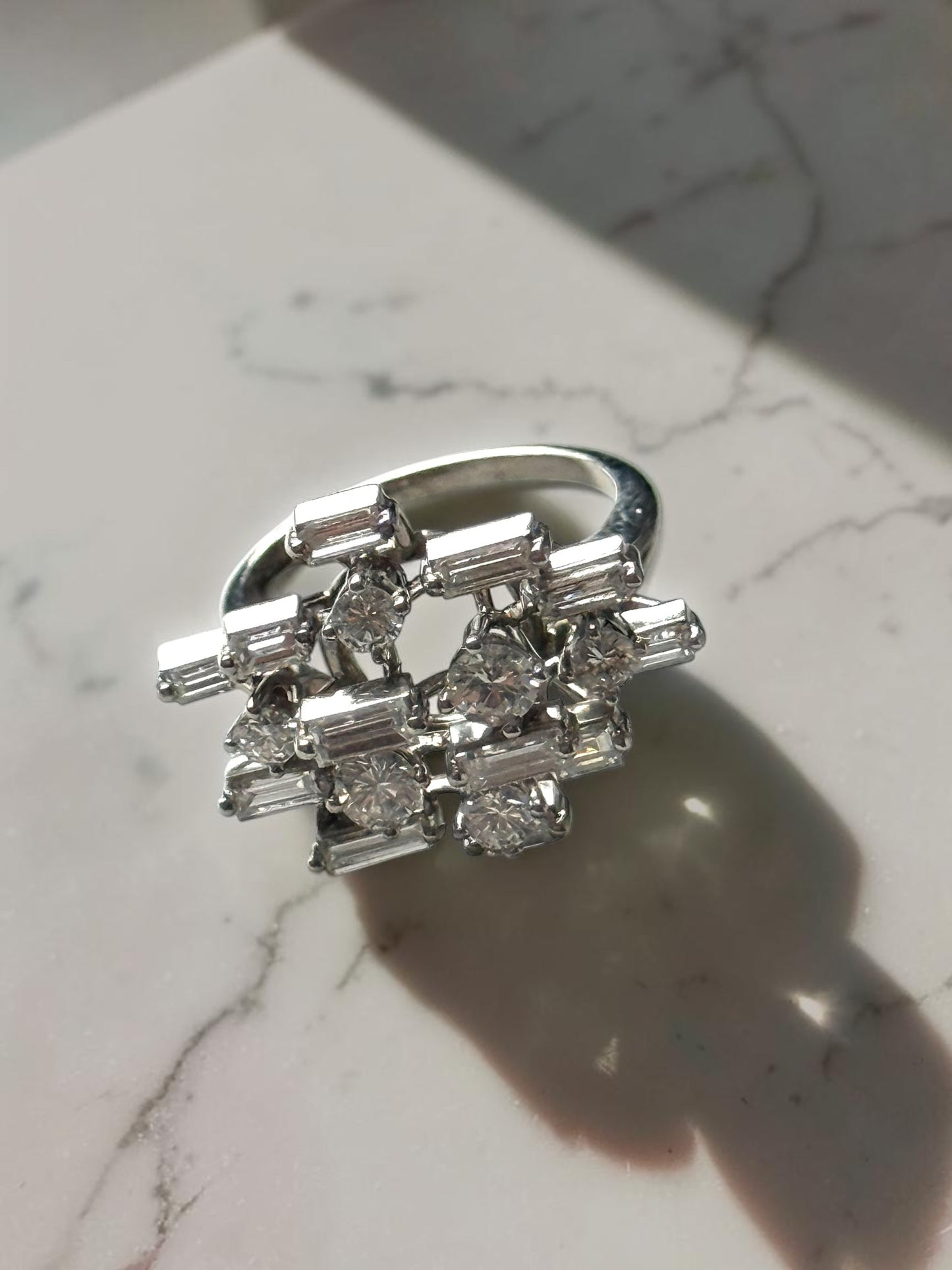 Vintage 18k White Gold Multi Diamond 2.2ct Ring