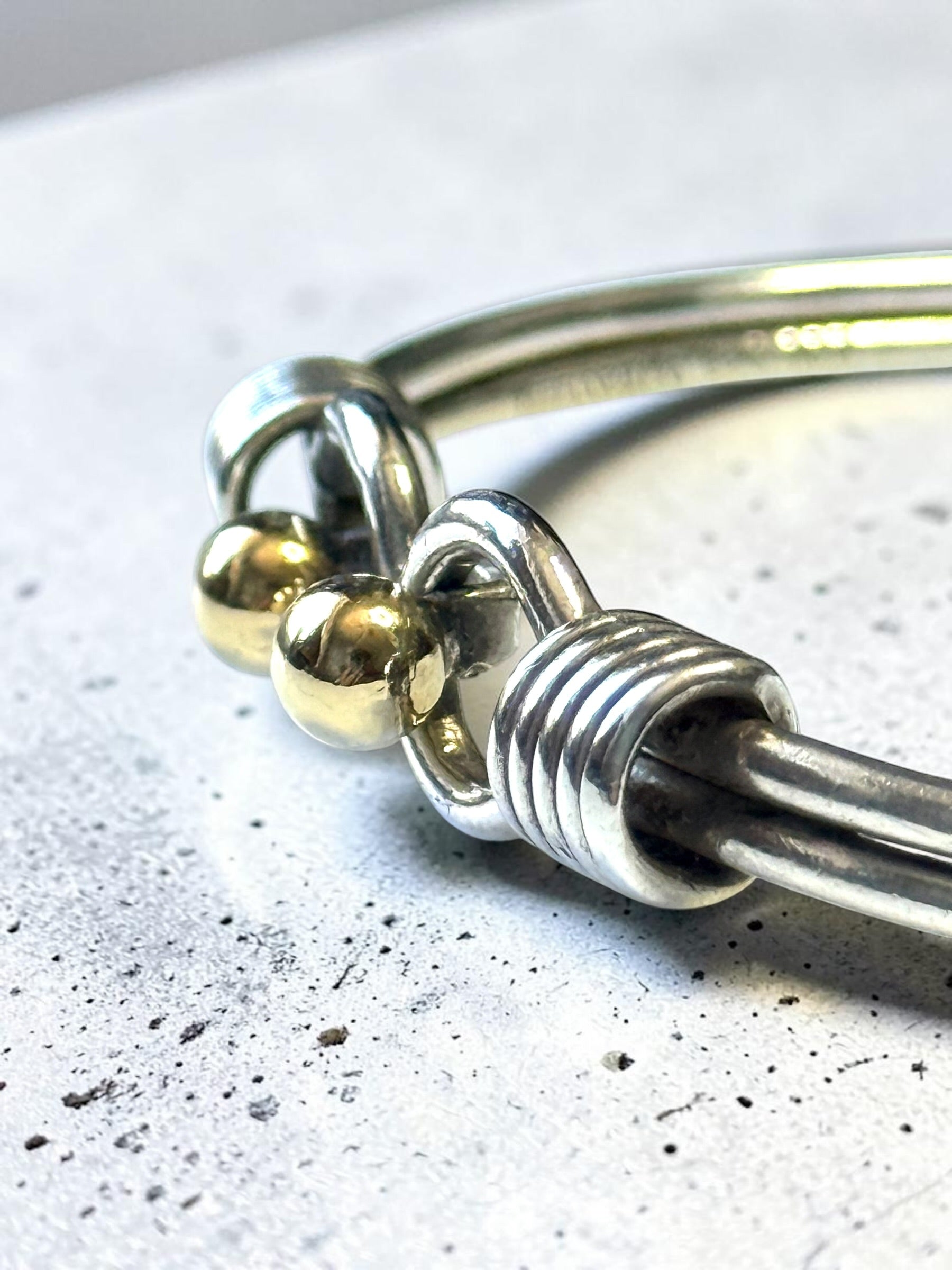 Rare Vintage 7" Tiffany & Co 925 Silver/18kt Gold Hook & Eye Bangle