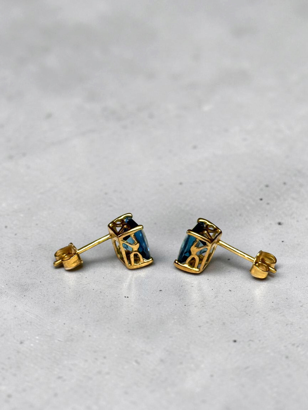 London Blue Topaz Princess Cut 9k Gold Stud Earrings