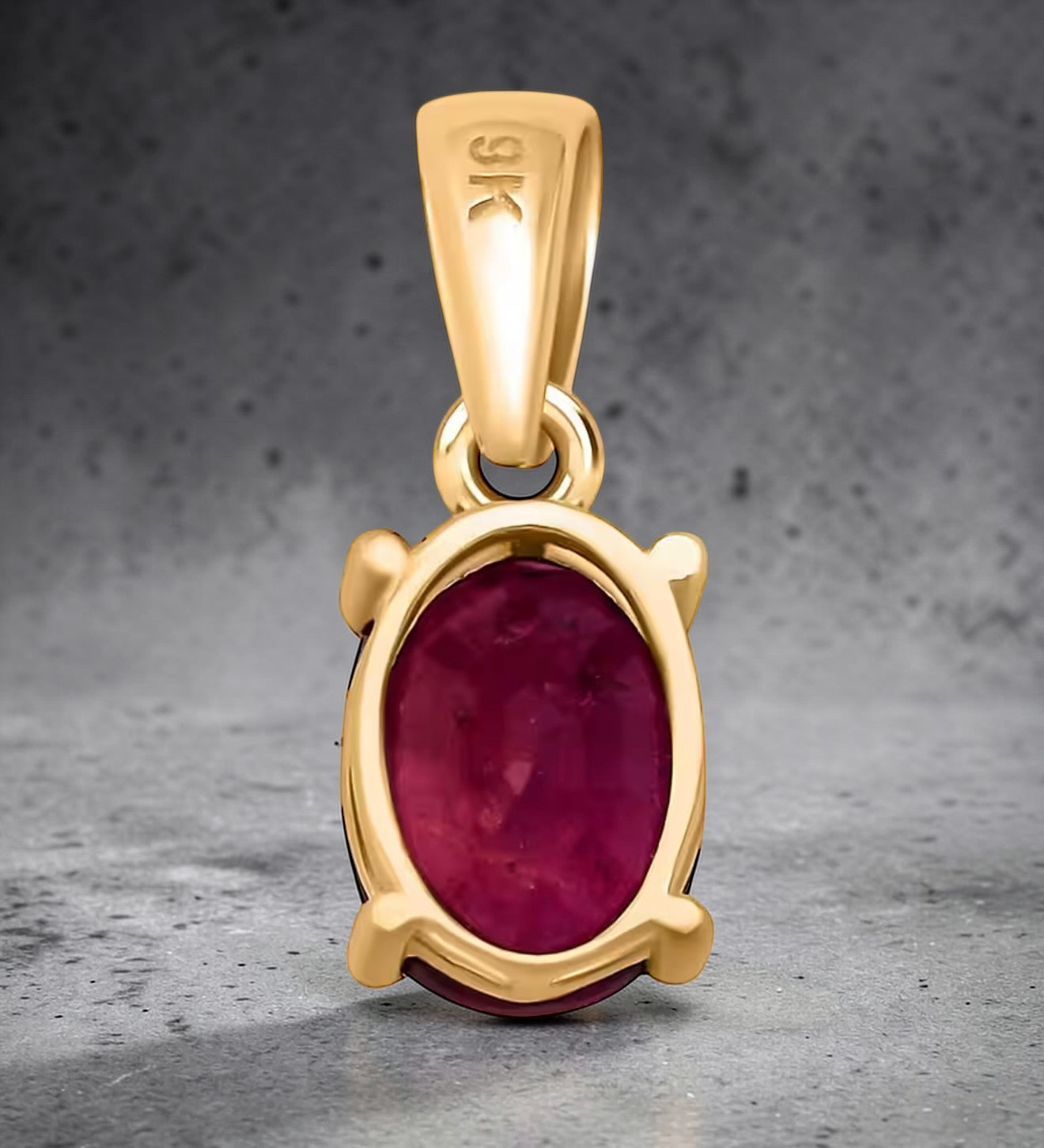 New AA Oval Cut Ruby 9ct Gold Pendant & 18" 9ct Gold Chain
