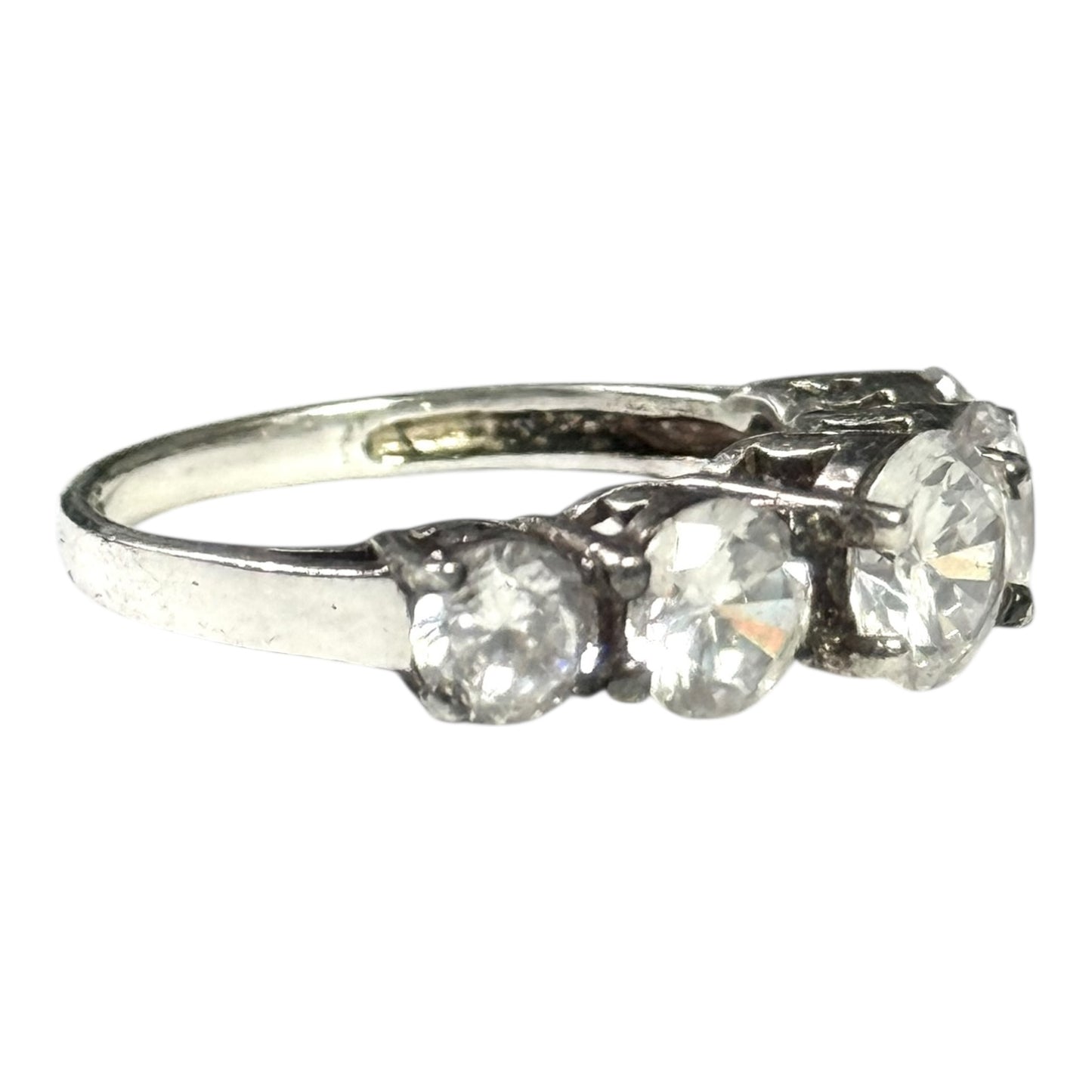 Vintage Preloved Five Stone CZ Graduated Gem Silver Ring Size P