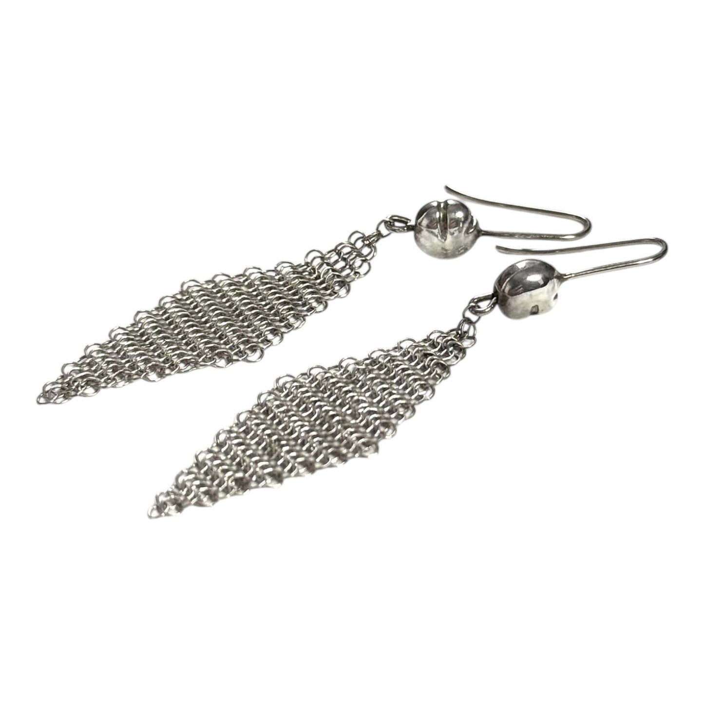 Tiffany & Co. 1981 Rare Vintage Elsa Peretti Silver Mesh Dangle Hook Earrings