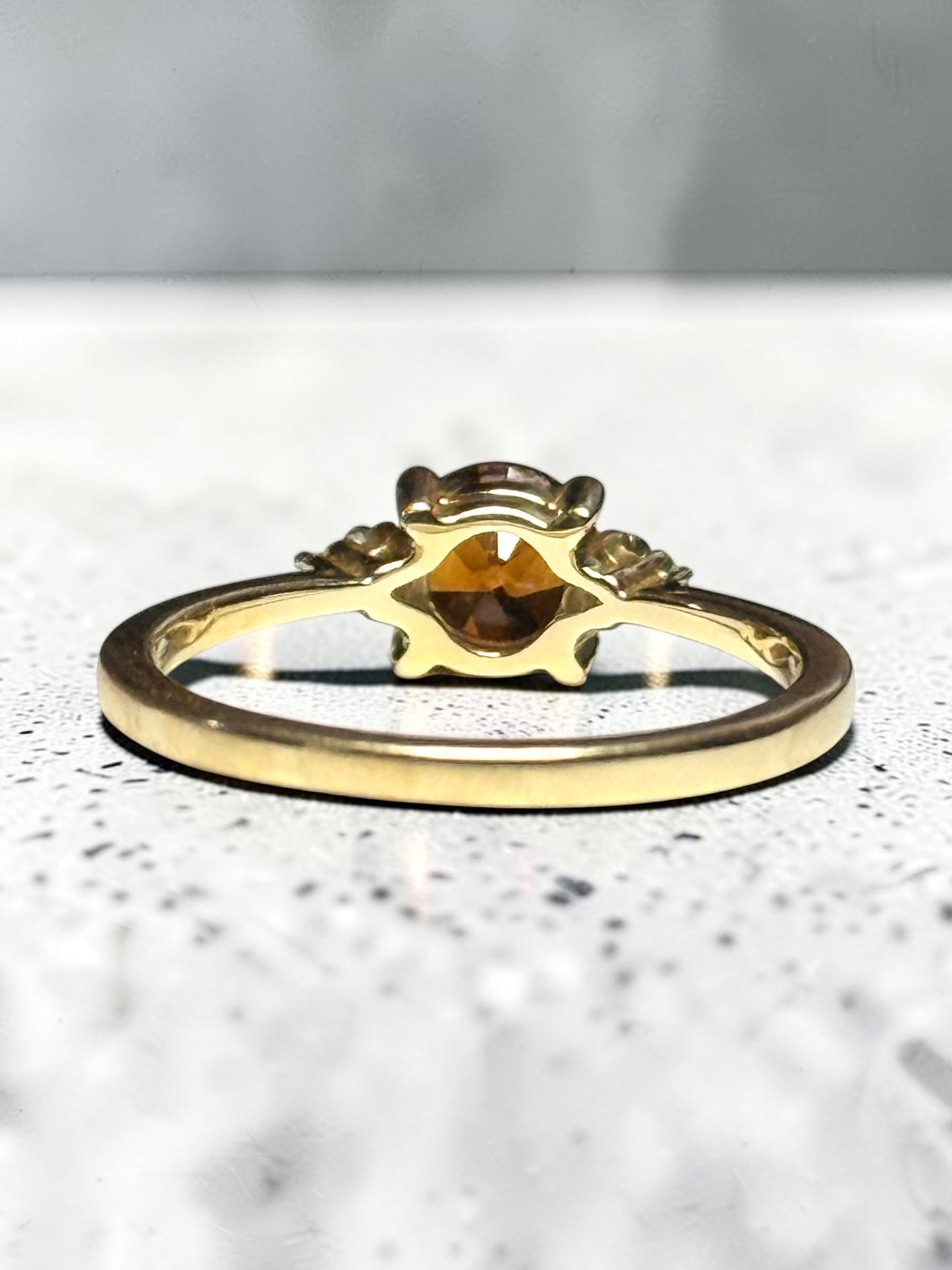 Unusual Cognac Zircon & Champagne Diamond 10k Gold Ring Size J 1/2