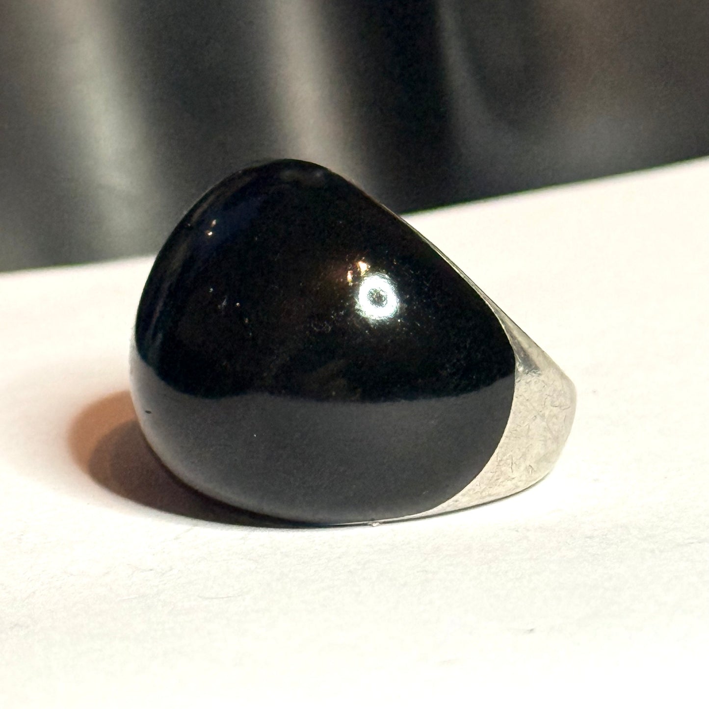 Vintage Black Globe Jet Silver Ring Size M 1/2