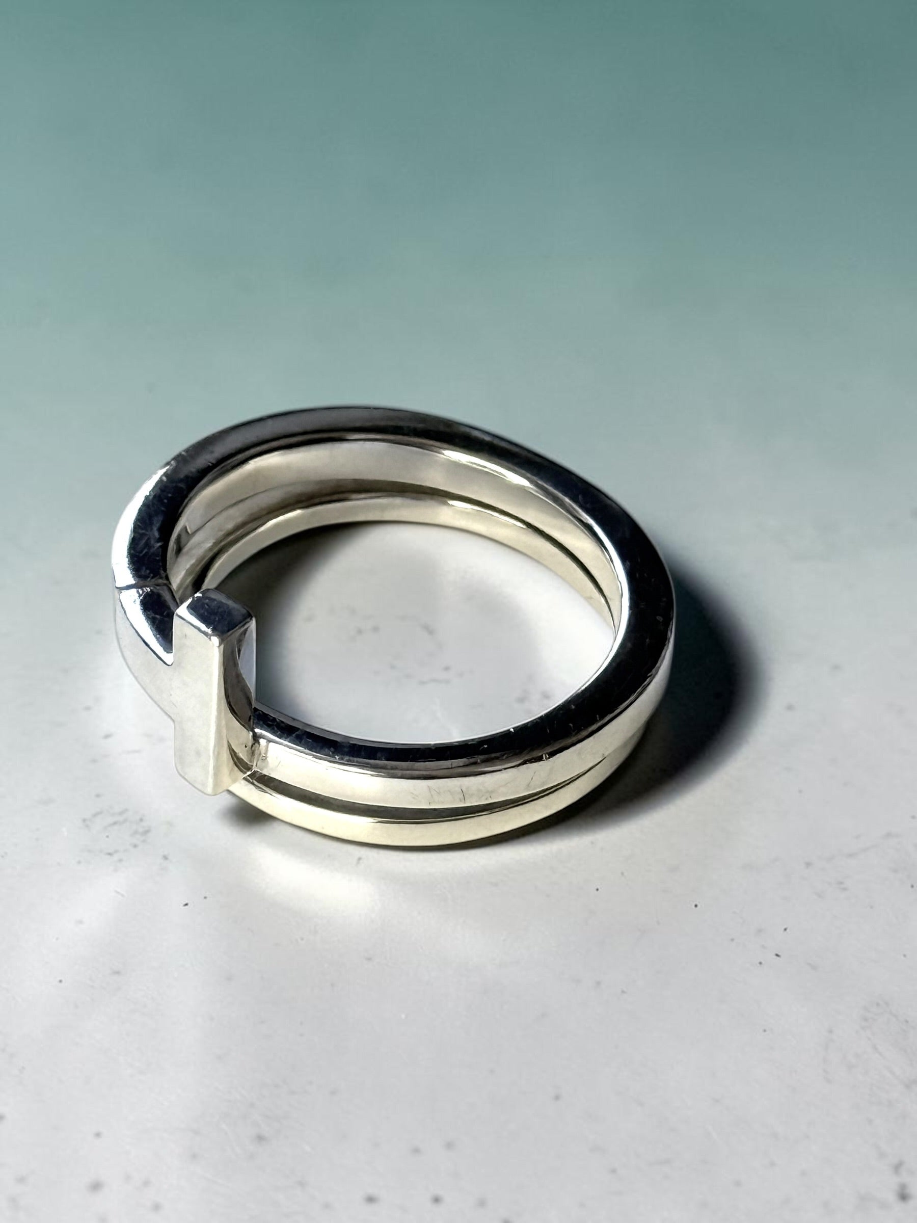 Rarely Available Tiffany & Co. Rare Sterling Silver T Square Wrap Ring size K