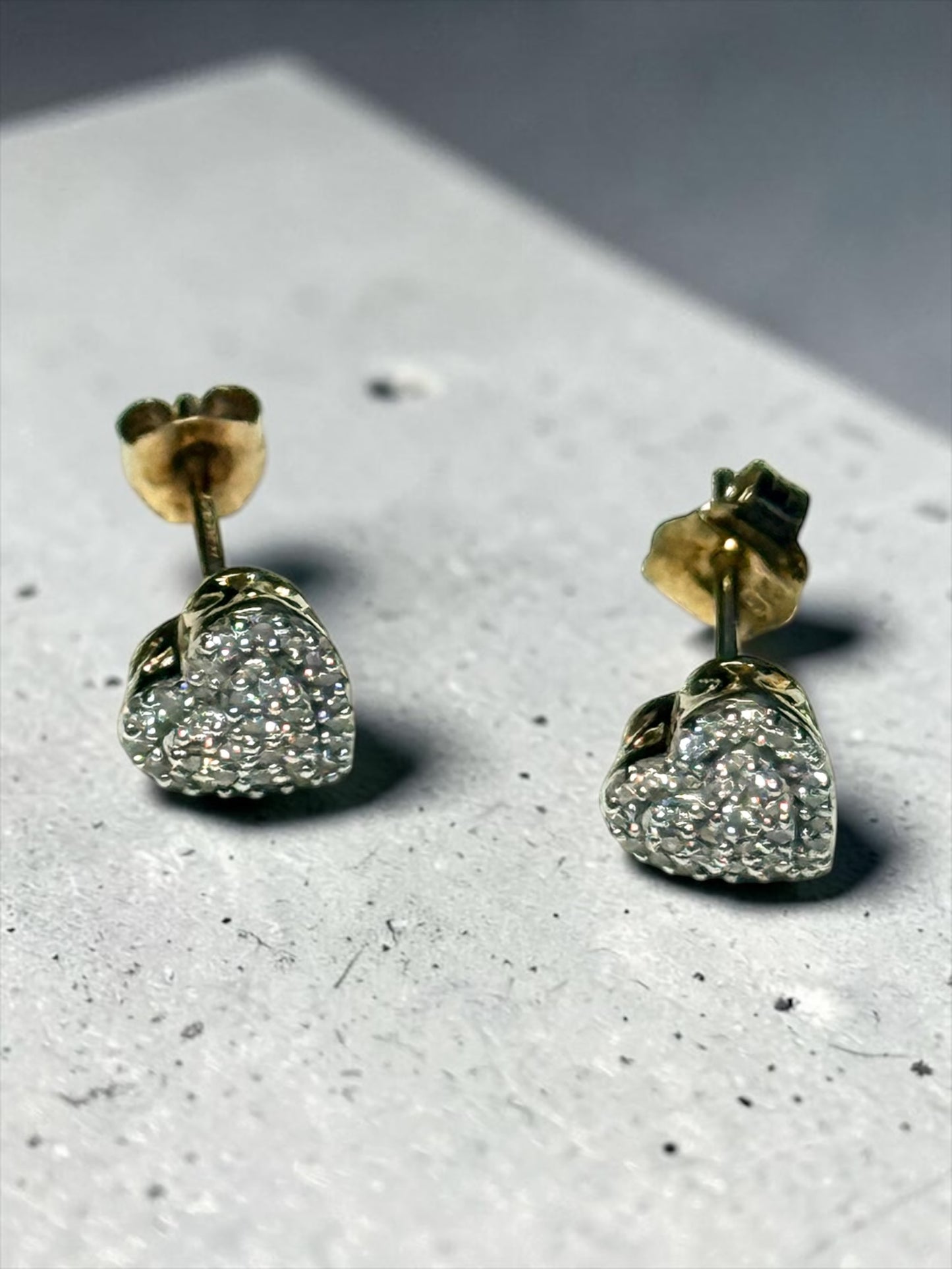 Exquisite 64 Diamond 0.32ct Cluster Earrings 9ct Gold Hallmarked