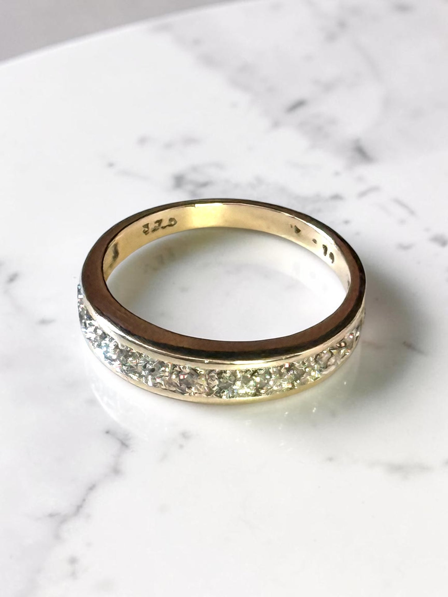11 Diamond 9k Gold Vintage Staking Ring Size K 1/2