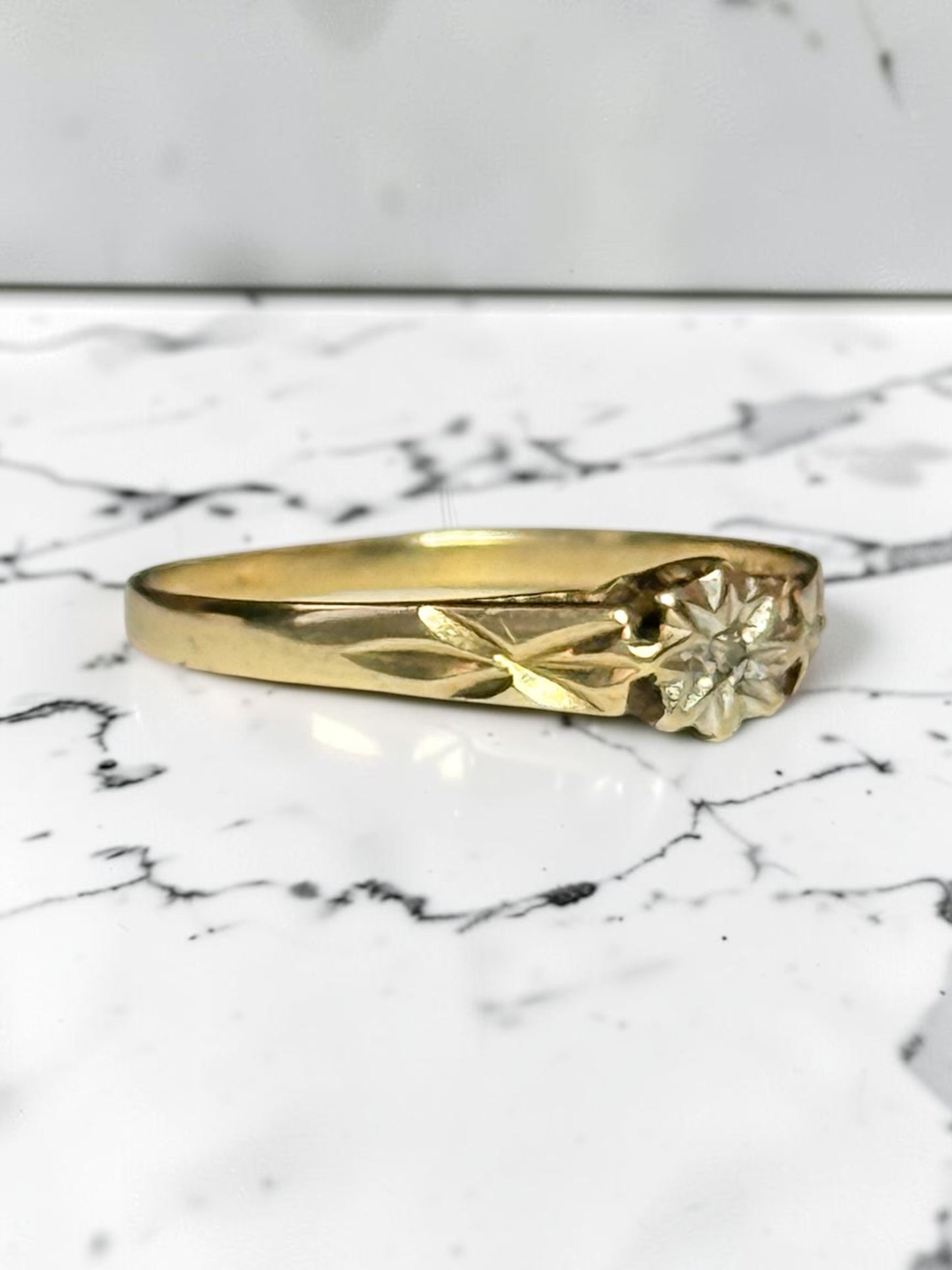 Vintage Diamond 9k Gold Solitaire Ring Size N