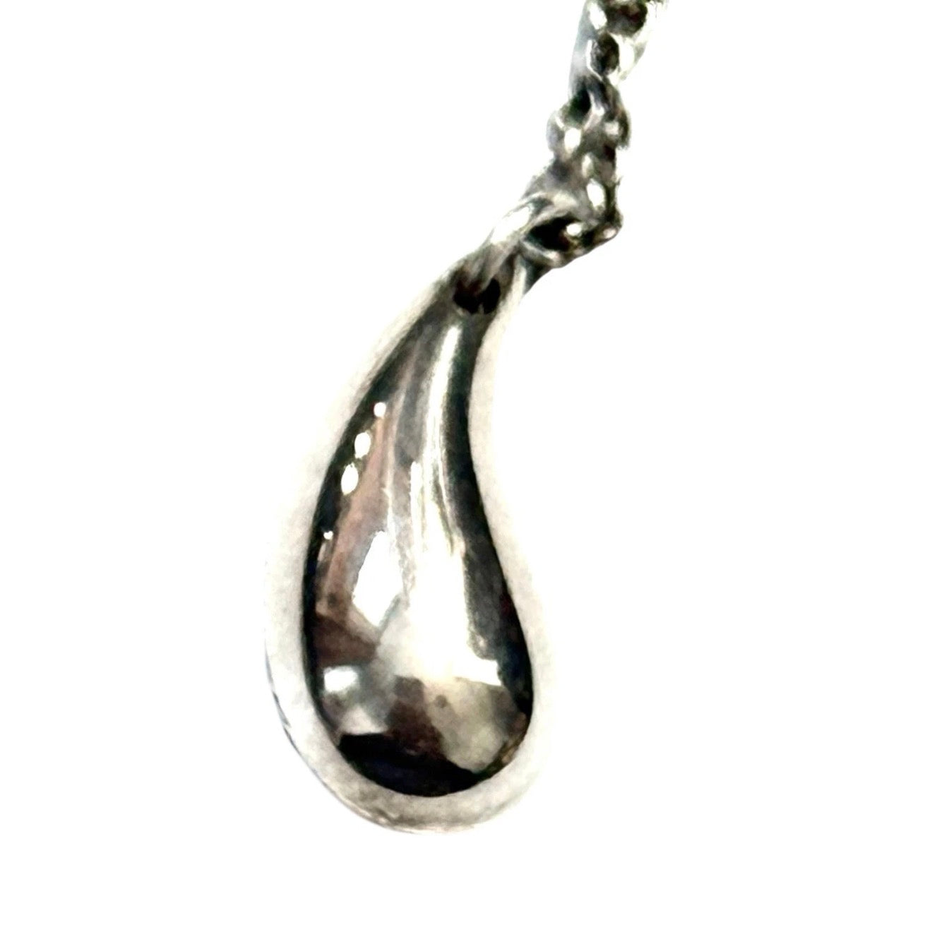 Tiffany & Co. Elsa Peretti Sterling Silver Tear Drop Pendant Necklace