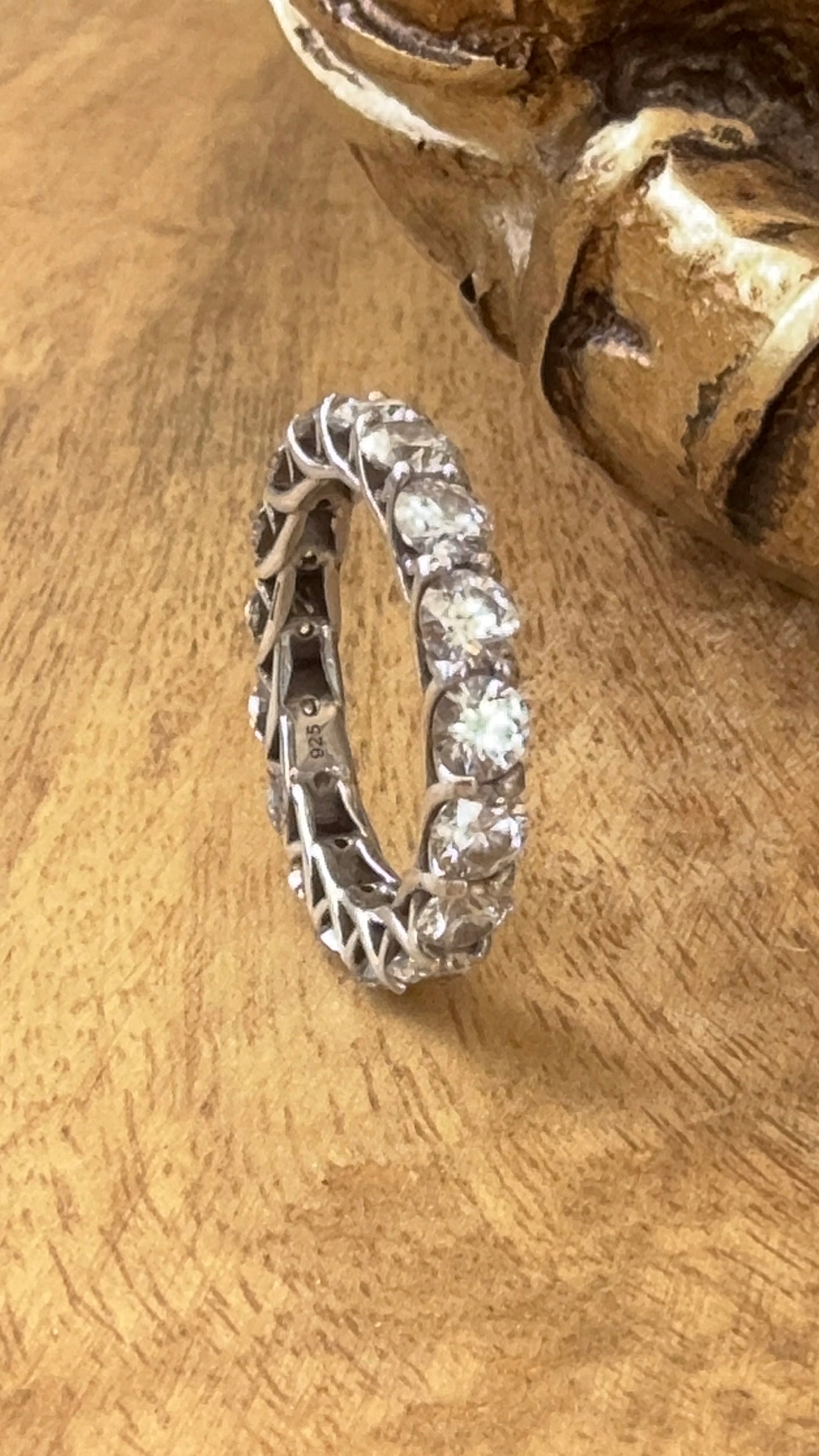 Stunning 17 Gem 4.25ct  Moissanite Full Eternity Ring 925 Size N