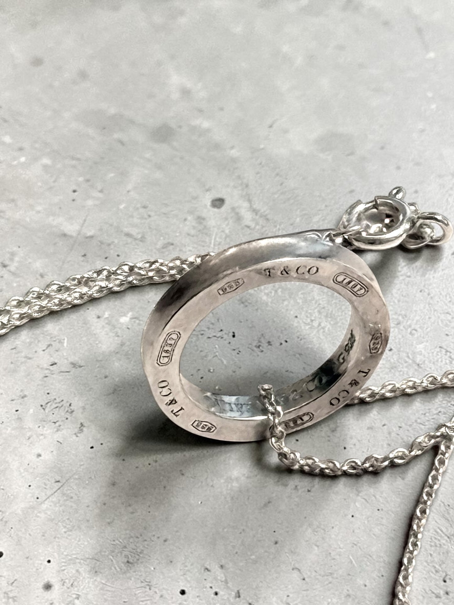 Tiffany & Co 1837 Circle Pendant 925 Silver & Matching Chain