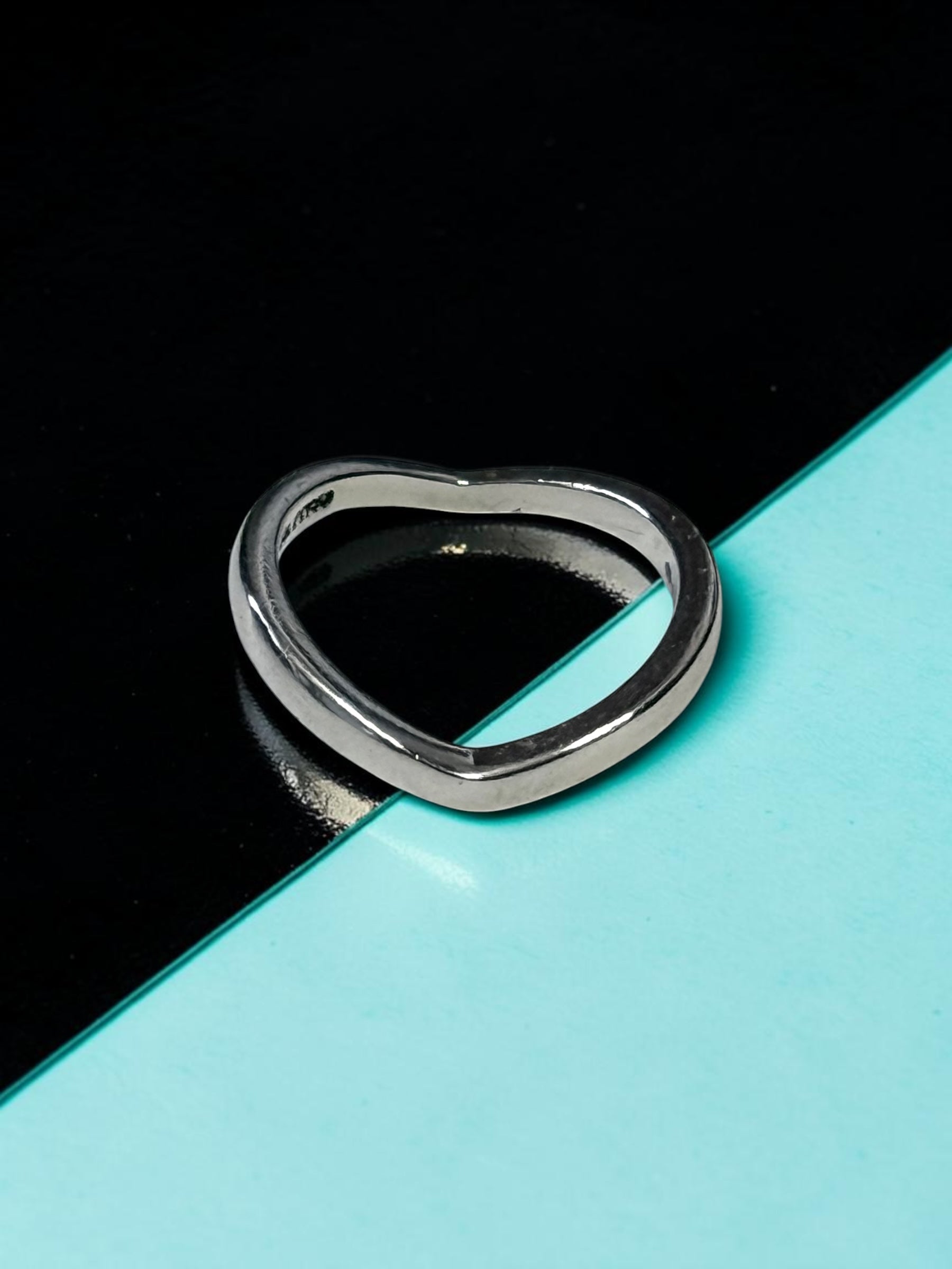 Tiffany & Co V Platinum Band Hallmarked Size J 1/2