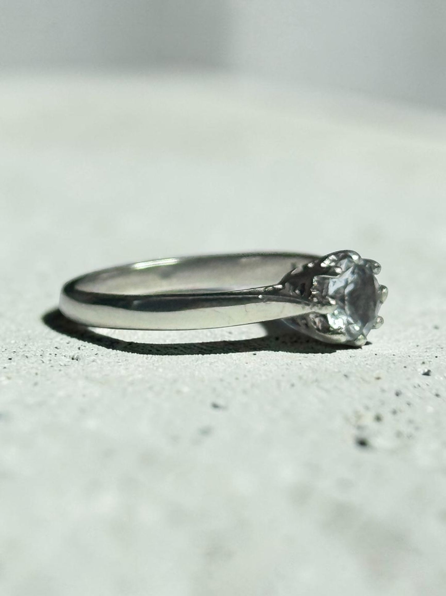 Vintage 0.66ct Aquamarine Solitaire 9k White Gold Ring Size M 1/2