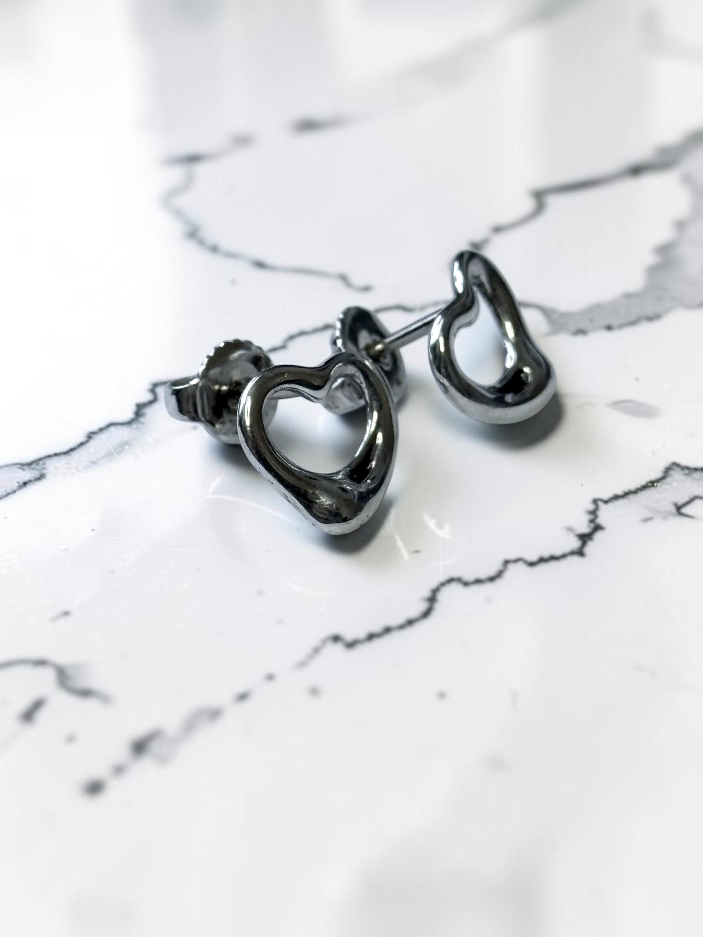 Tiffany & Co Elsa Peretti Open Heart Silver 925 Earring Studs