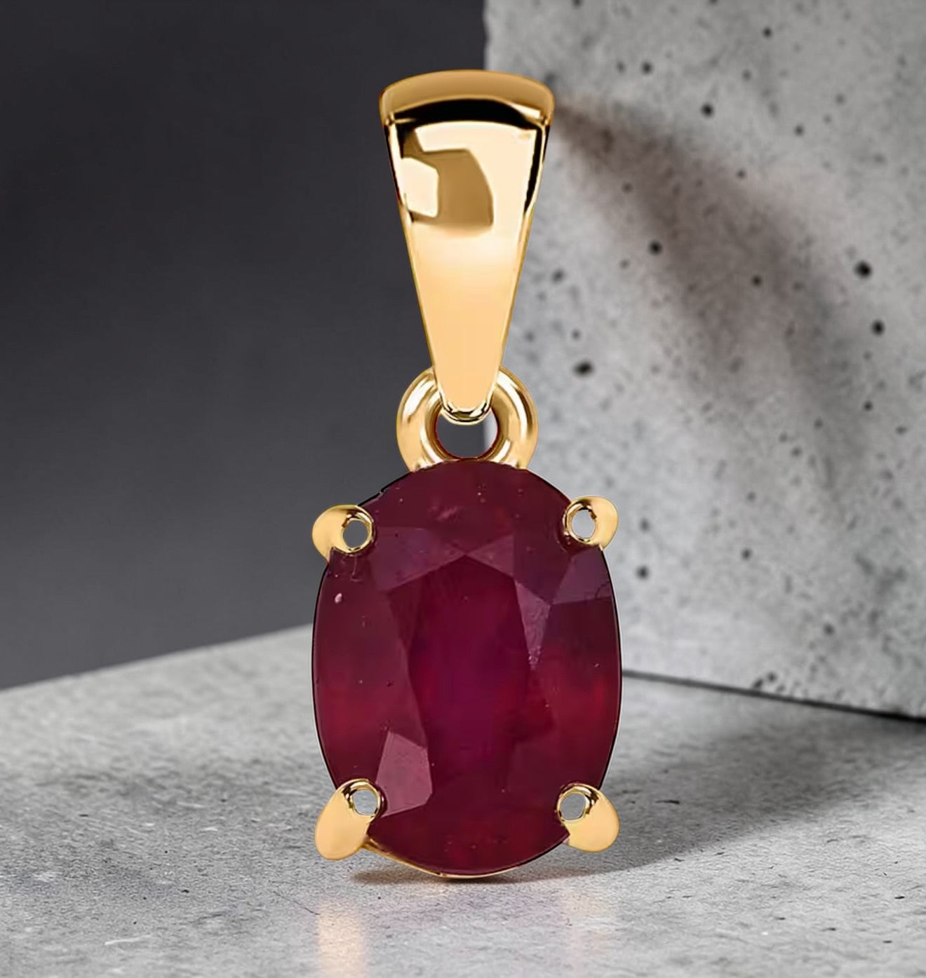 New AA Oval Cut Ruby 9ct Gold Pendant & 18" 9ct Gold Chain