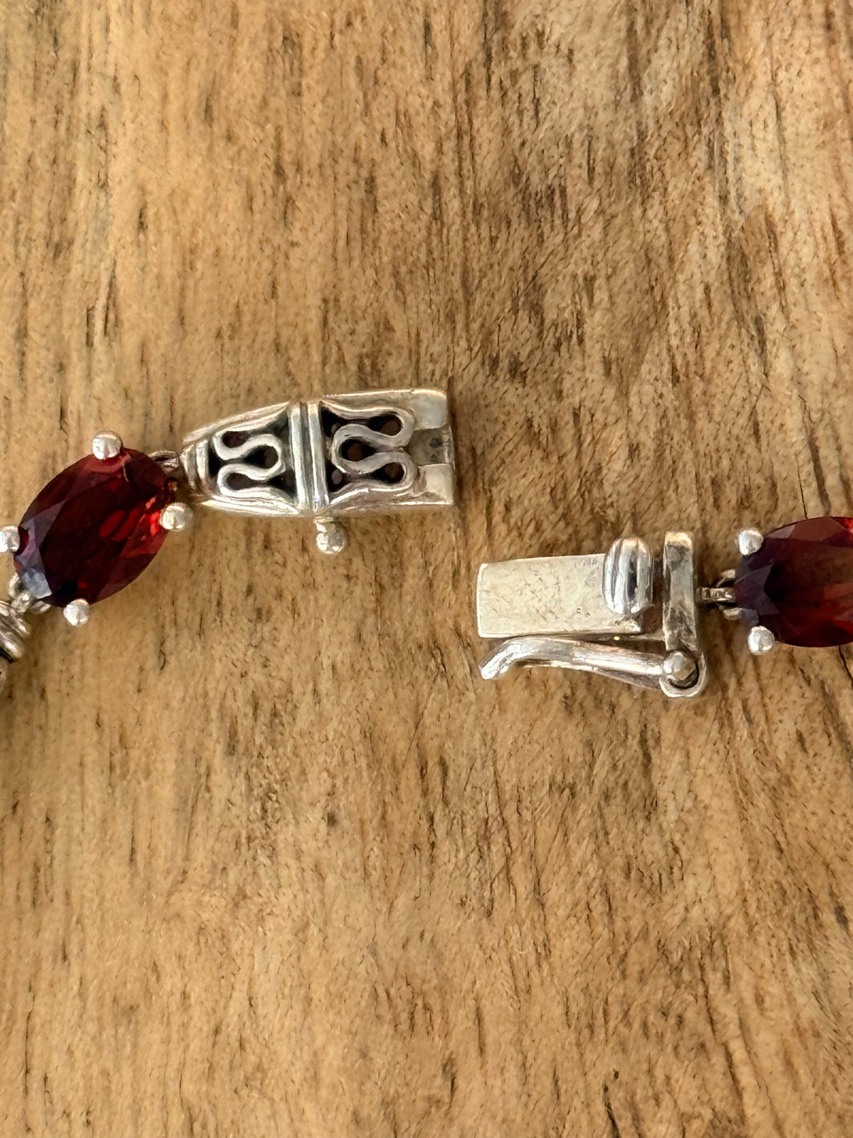 Millennial Tennis Style  925 Silver 5.5ct Garnet Bracelet Size 7 1/2" Hallmarked