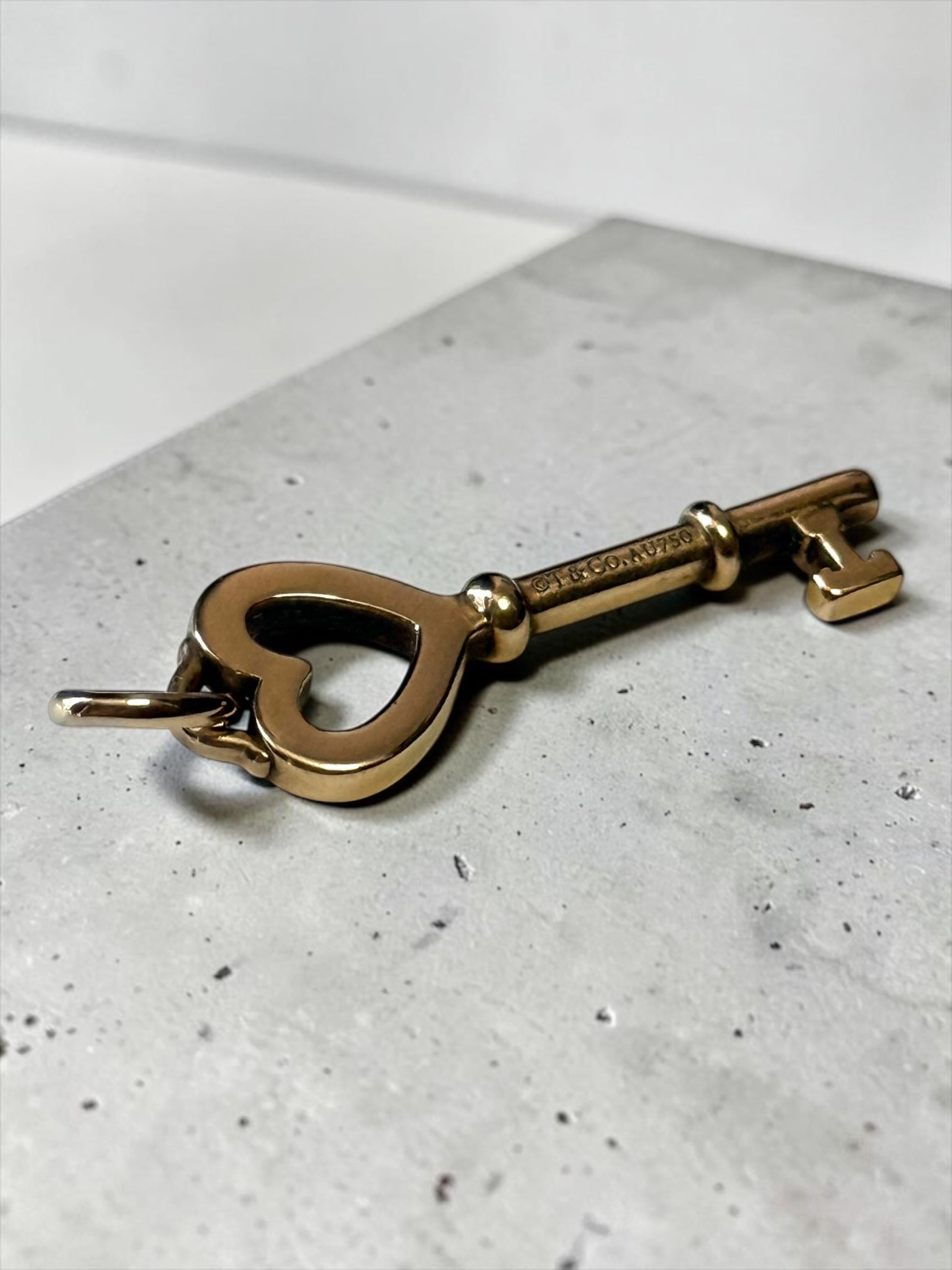 18ct Gold Tiffany & Co Key Pendant