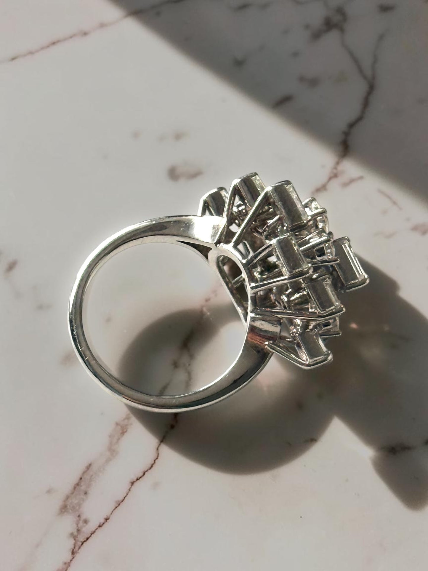 Vintage 18k White Gold Multi Diamond 2.2ct Ring