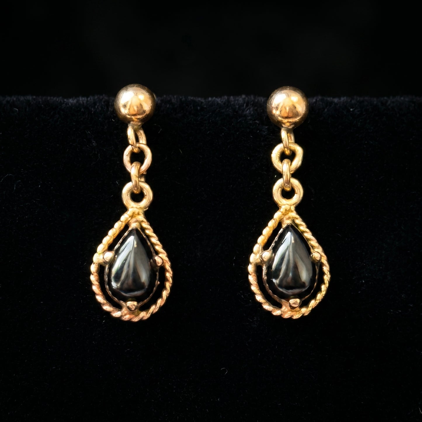 Vintage Black Onyx Drop Earrings 9k Gold