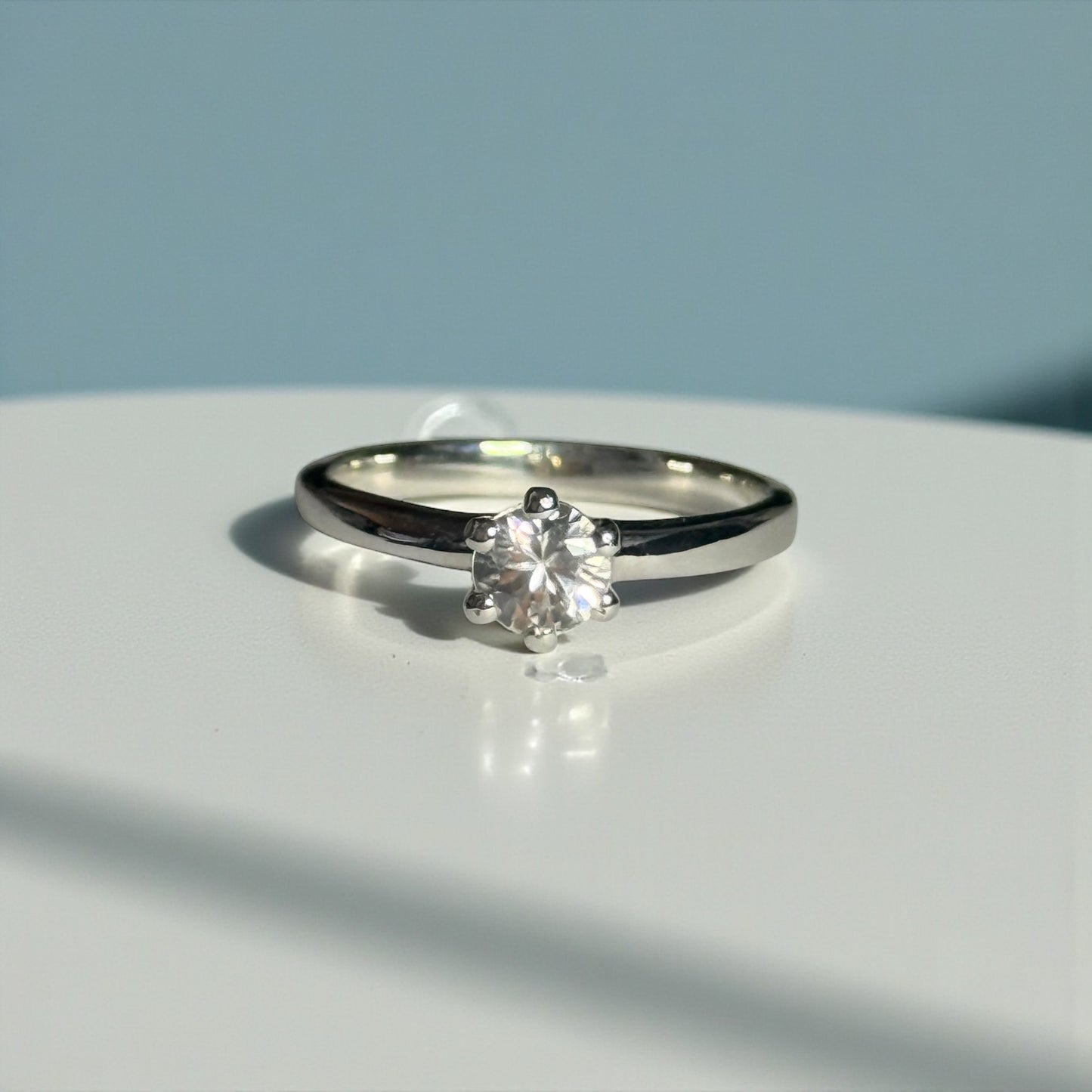 New Stunning White Topaz Solitaire Silver Ring Size P