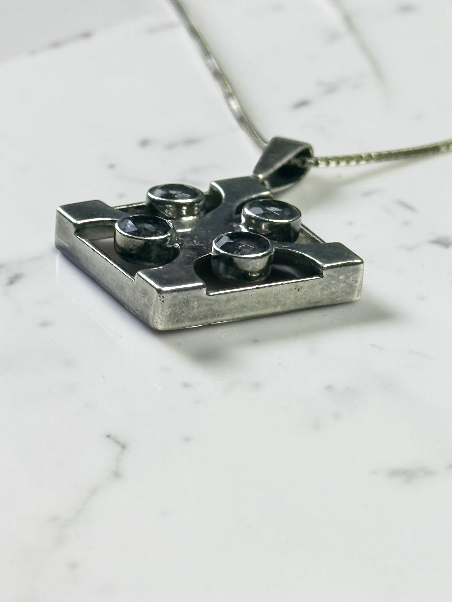 Vintage 1976 Finnish by Angelic Jewellery Topaz/Silver Pendant Collectors Piece