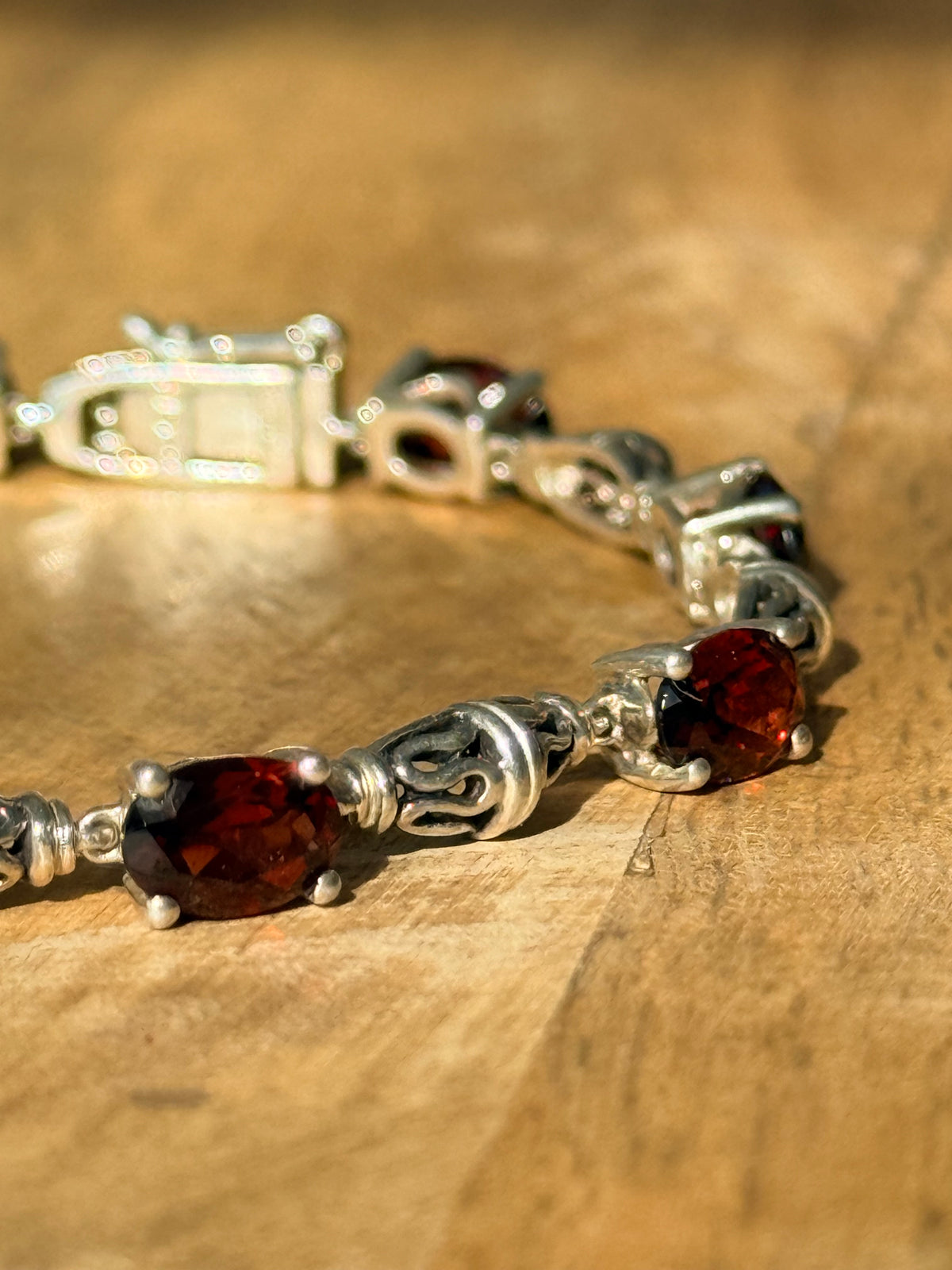 Millennial Tennis Style  925 Silver 5.5ct Garnet Bracelet Size 7 1/2" Hallmarked