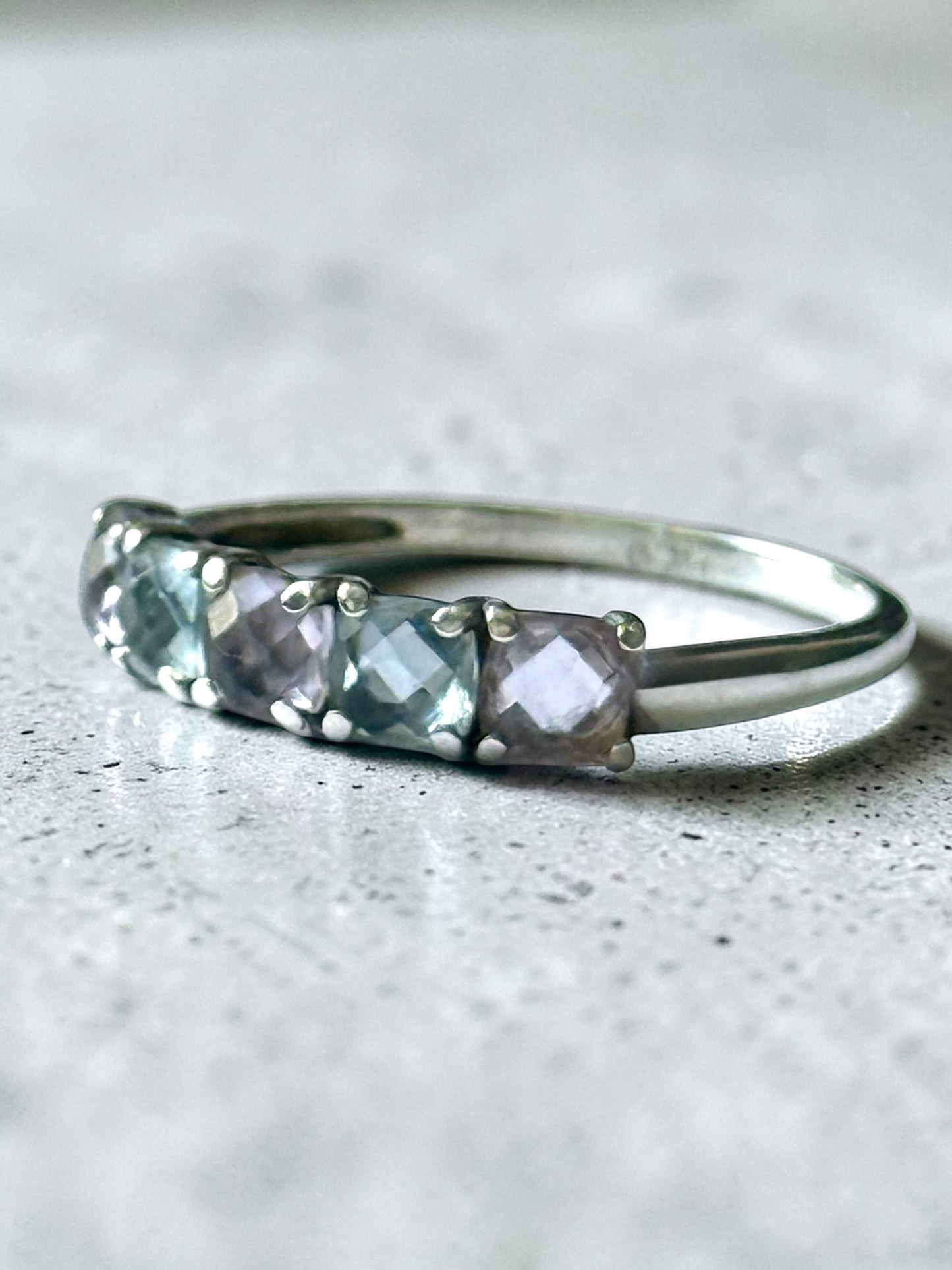 Very Pretty Vintage Amethyst & Topaz  Silver Ring Size T