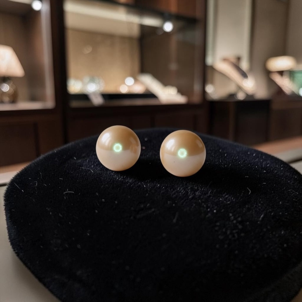 Cultured Pearl 14ct Gold Studs 7.8mm