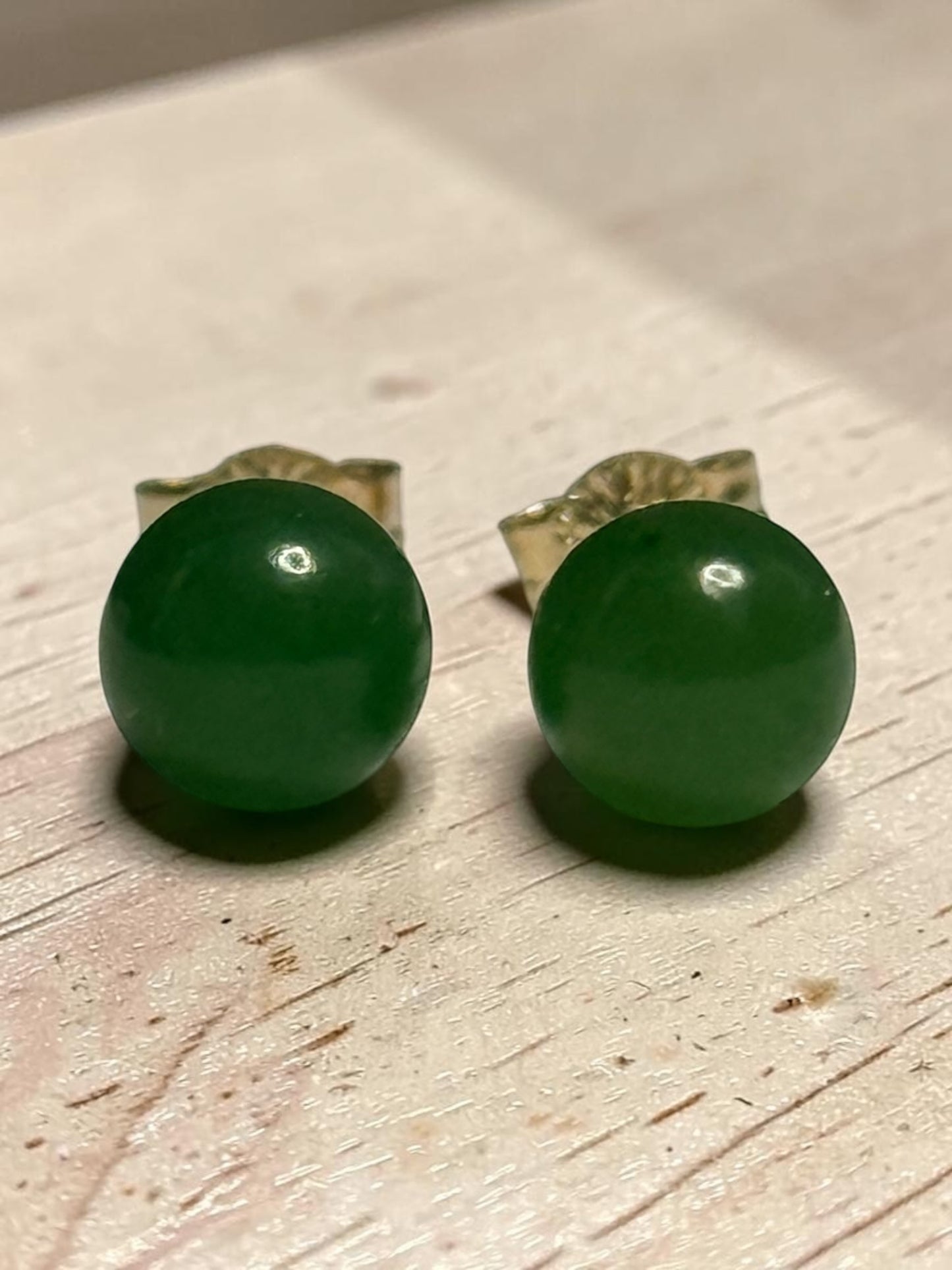 Genuine 5mm Scottish Green Agate 9ct Gold Earring Studs 1 Carat Approx