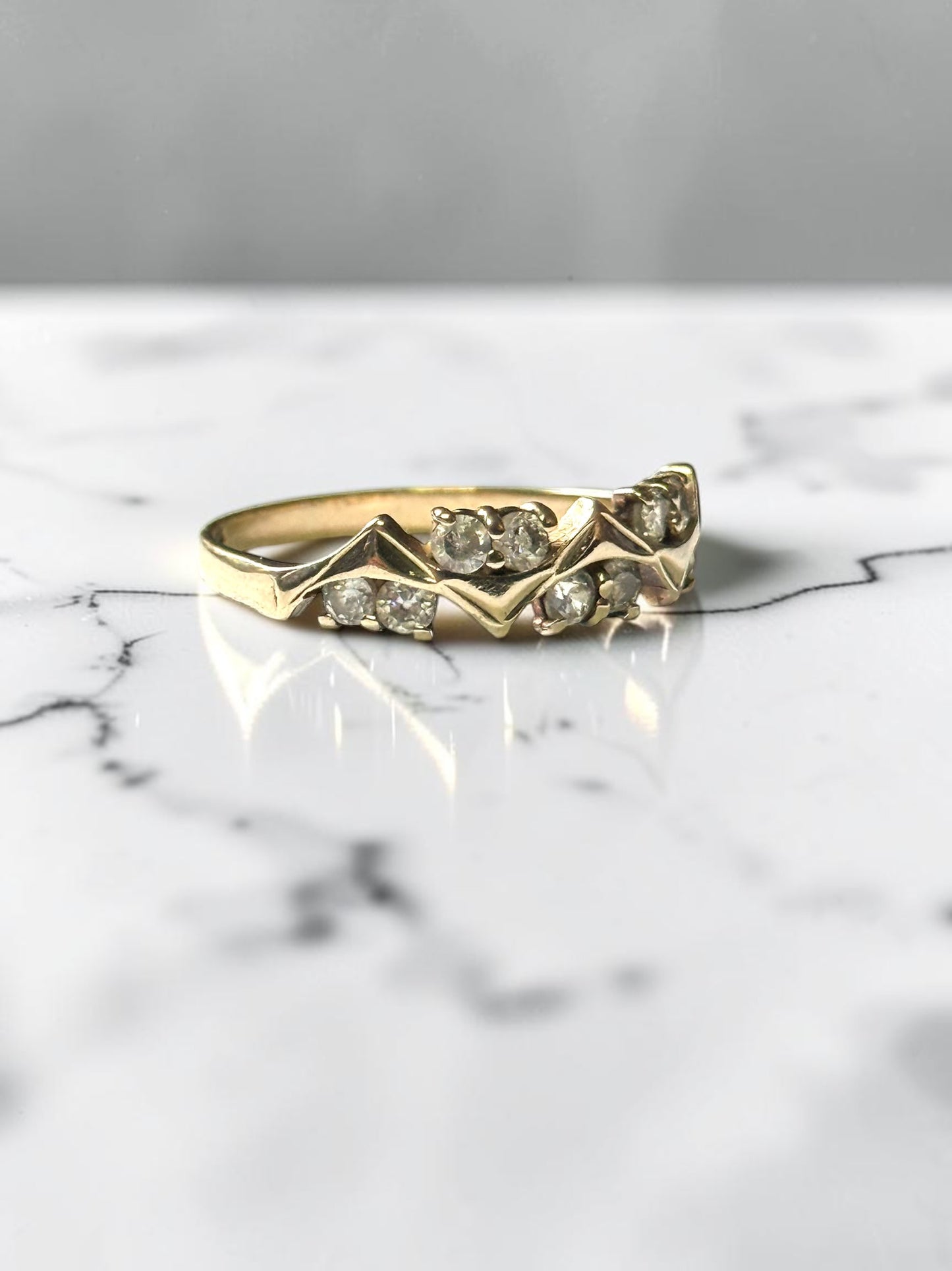 Vintage 1989 Unusual Design CZ 0.3ct 9k Gold Ring Size P