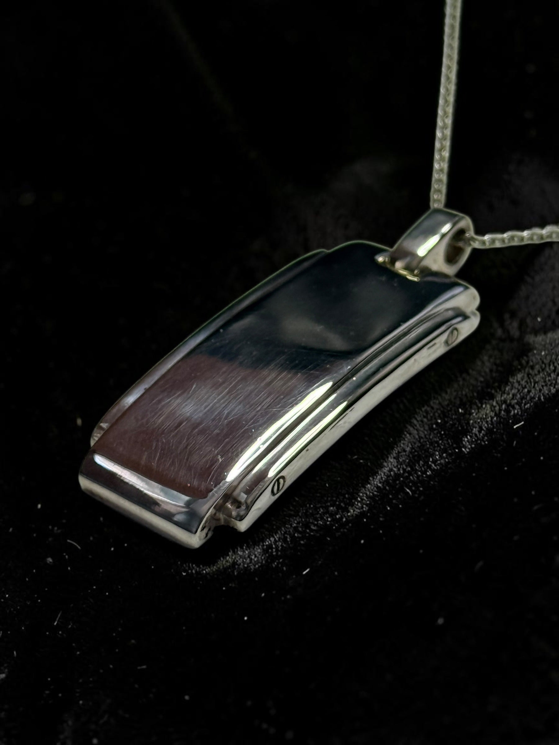 Vintage Tiffany & Co Unisex Metropolis Silver Pendant & Chain