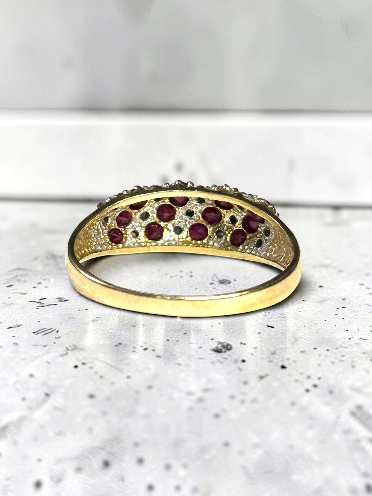 Stunning Vintage 0.42ct Ruby & Diamond Cluster 9k Gold Ring