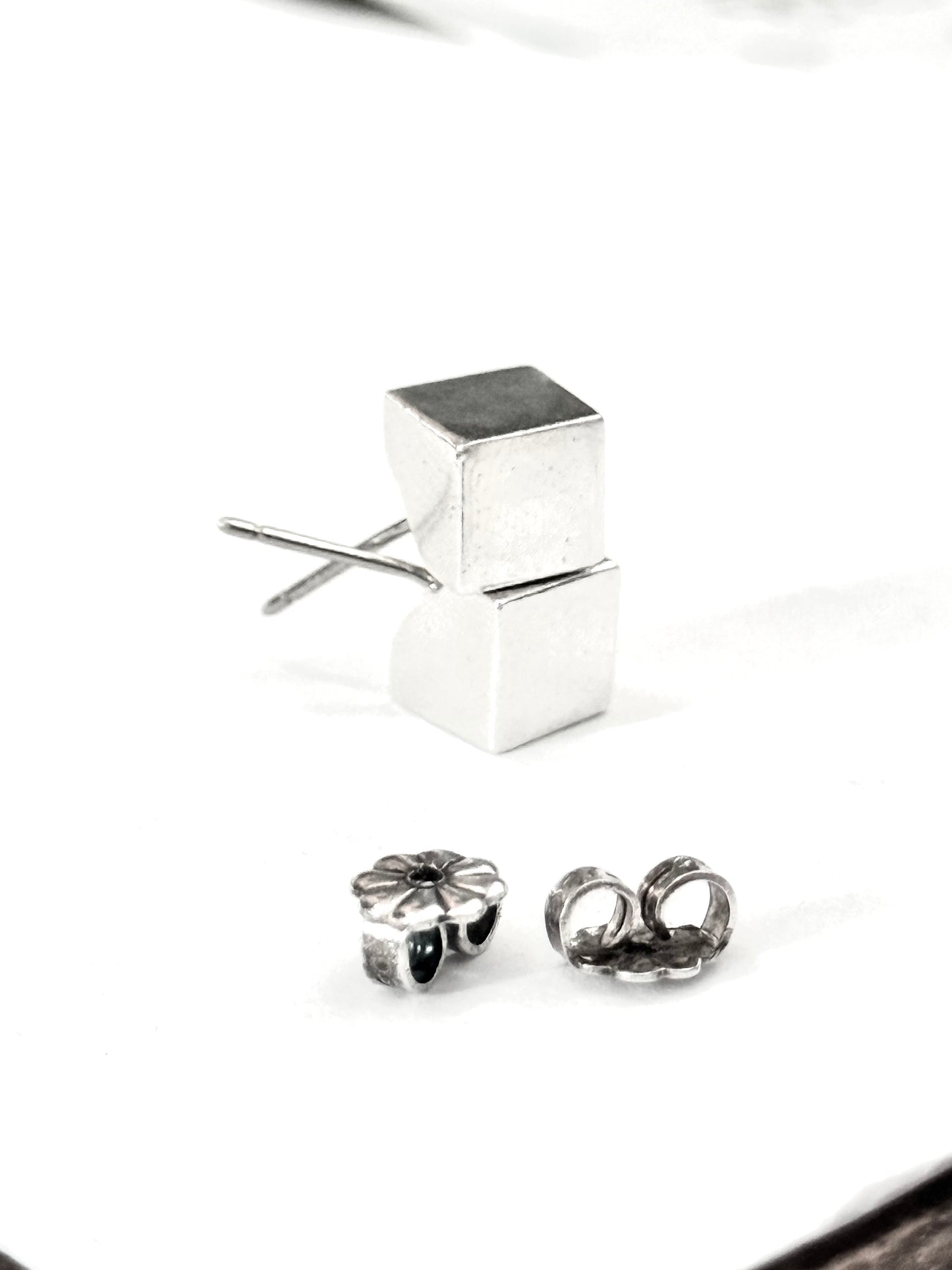 Rare Frank Gehry Tiffany &amp; Co Cube Earrings 925 Silver