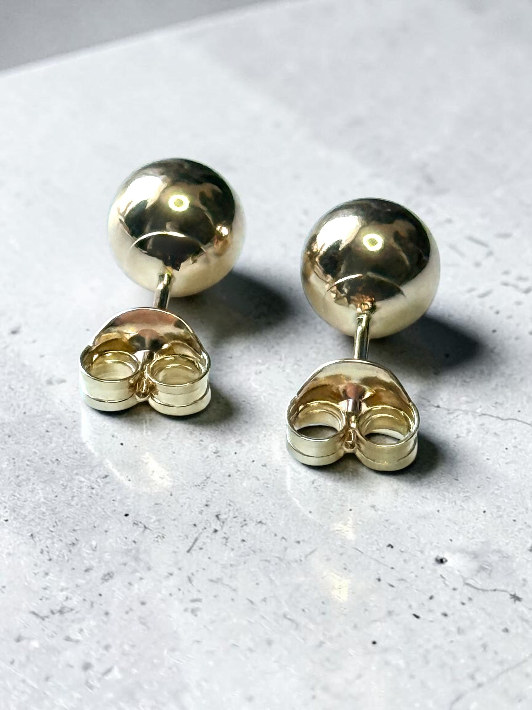 Solid 9ct Gold Ball Studs 6mm