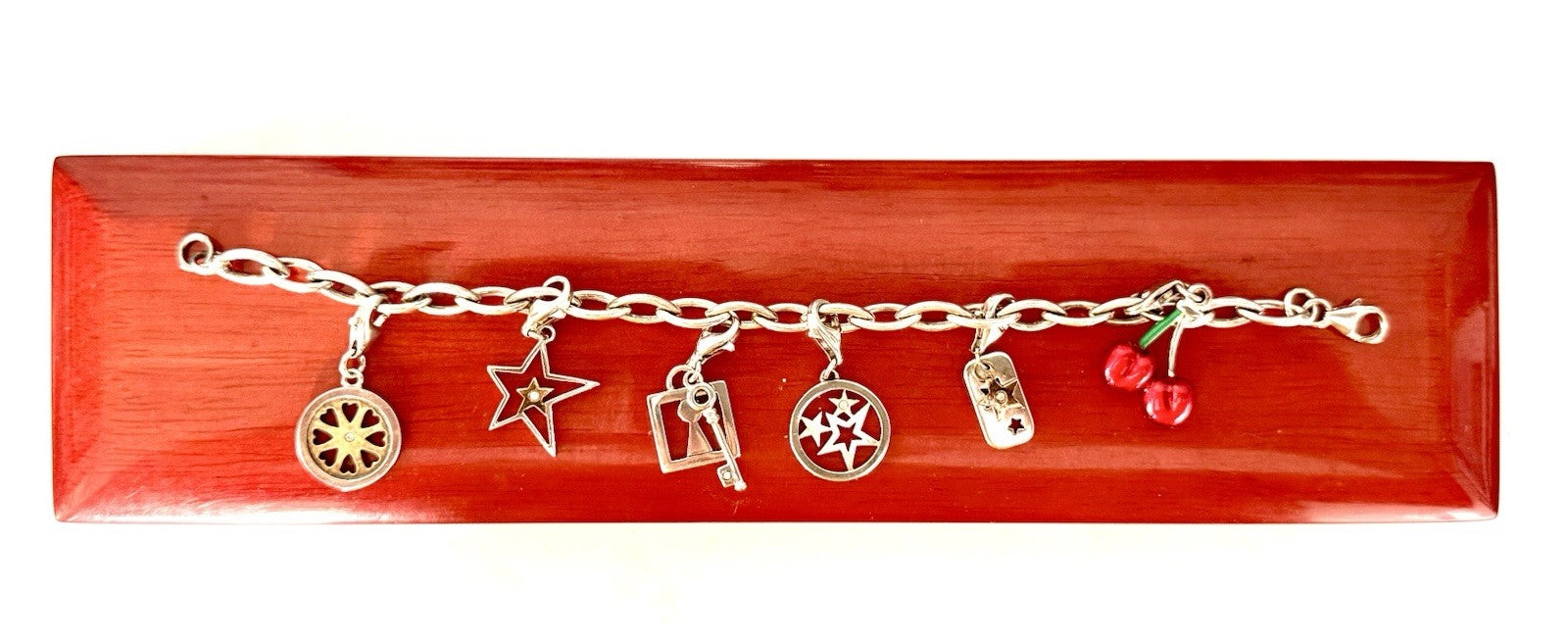 Hot Diamonds 6 Charm Bracelet 925 Silver & Box