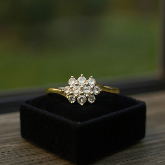 Stylish 10 Diamond Cluster Ring Size U Gold Ring
