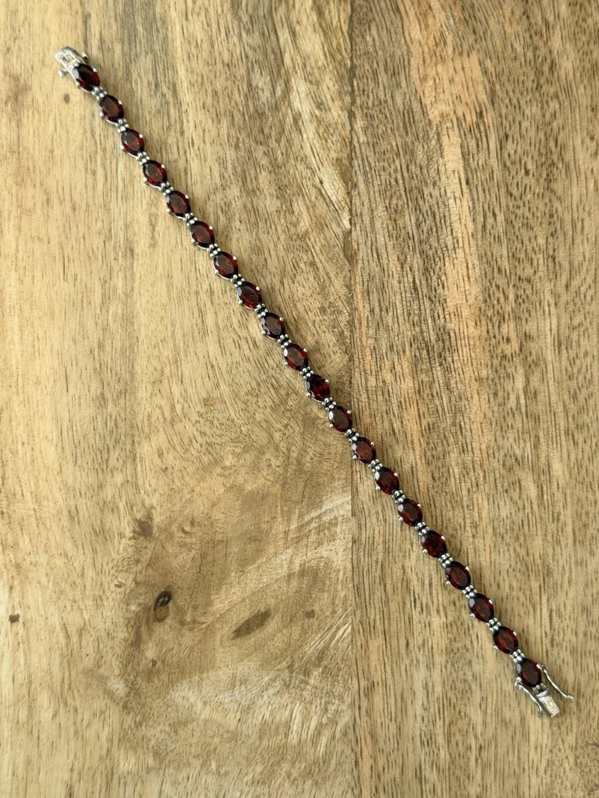 Stunning 925 Silver 13ct Garnet Bracelet Size 7"
