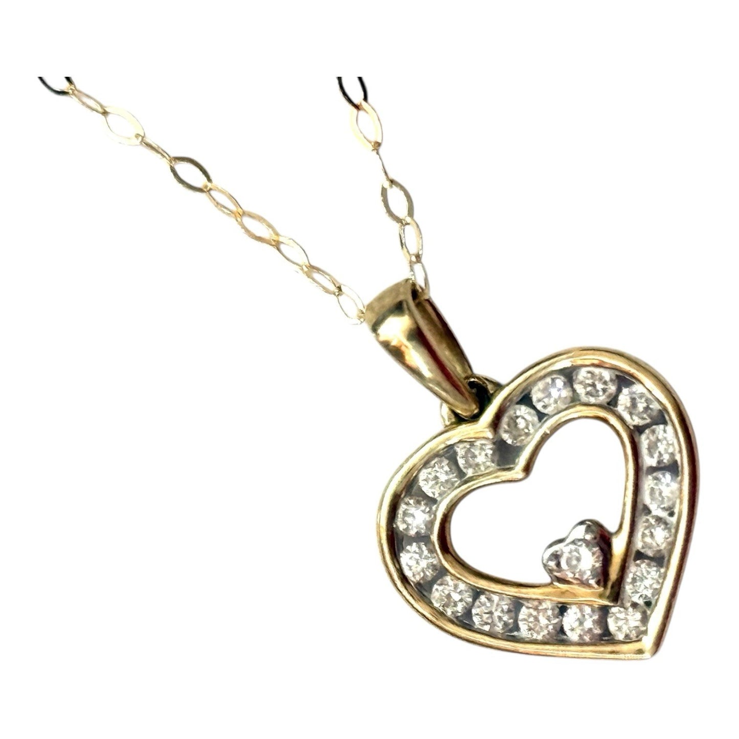 Pretty Diamond 0.45ct Heart Pendant & Chain 9k Gold