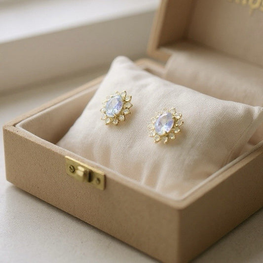 Stunning Tanzanite & Diamond Halo 18ct Gold Earrings