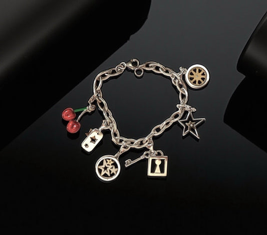 Hot Diamonds 6 Charm Bracelet 925 Silver & Box