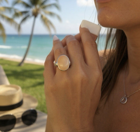 Pretty Peach Moonstone Silver Ring Size T