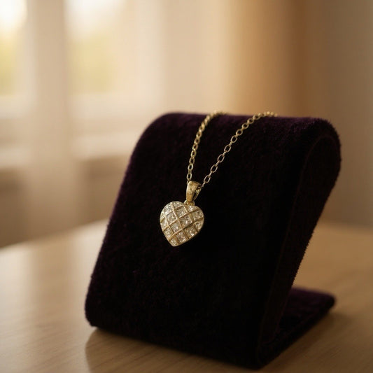 15 Diamond Heart Gold Pendant & Chain