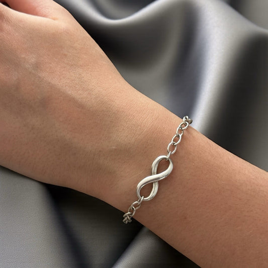 Tiffany & Co Sterling Silver Infinity Bracelet 7" Small 925 Authentic