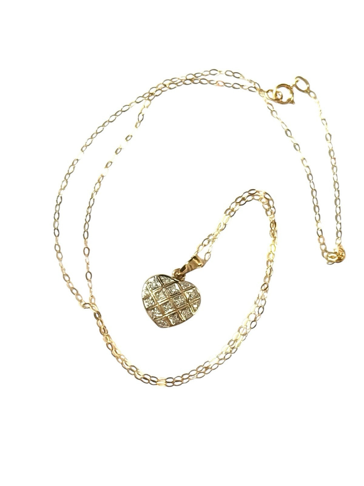 15 Diamond Heart Gold Pendant & Chain